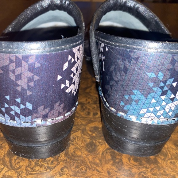 Sanita The Original Danish Clogs in Geometric Print - size 39 - Picture 12 of 13